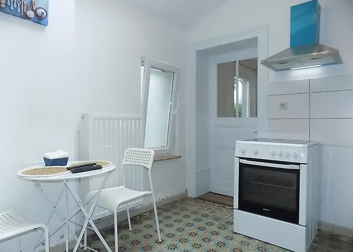 Maison Lydie - Meublé De 3 étoiles Appartamento Charleroi