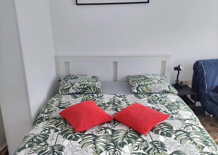 Maison Lydie - Meuble De 3 Etoiles * Charleroi