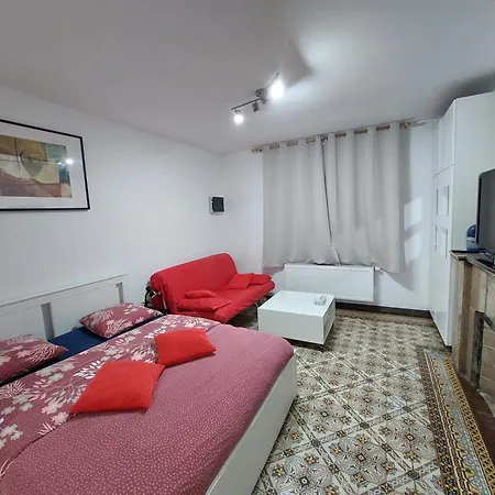 Apartment Maison Lydie - Meuble De 3 Etoiles Charleroi