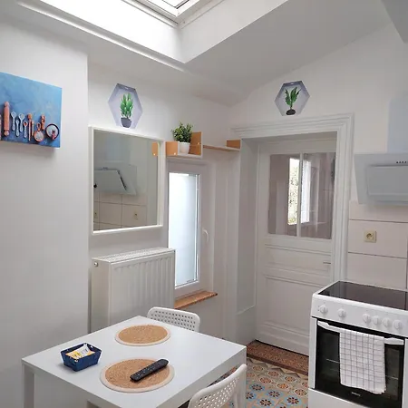 Maison Lydie - Meuble De 3 Etoiles *